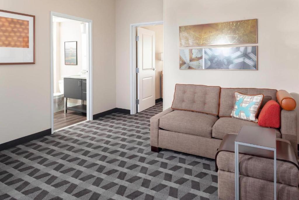 Towneplace Suites By Marriott San Antonio Westover Hills Exterior foto